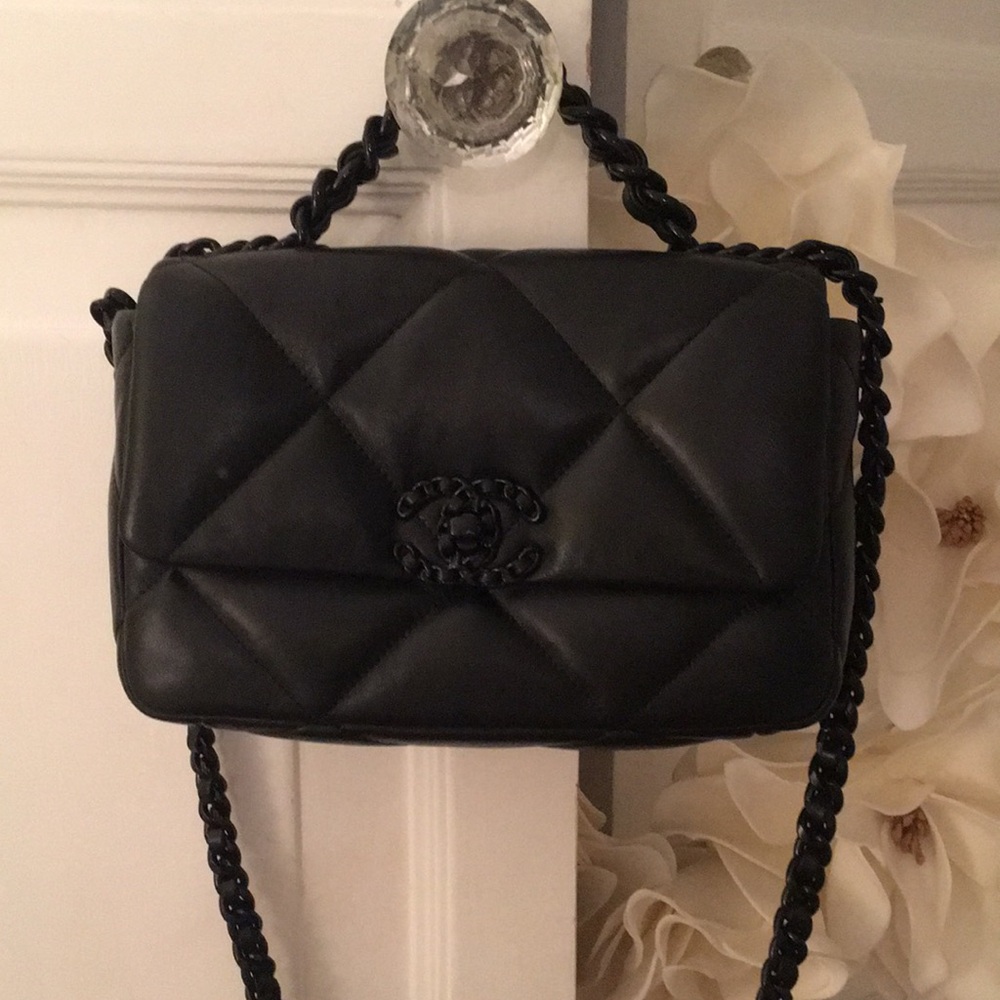 Black Quilted Leather Chain Shoulder Bag